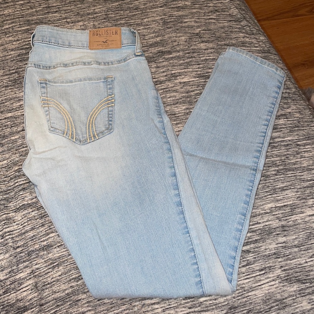hollister jeans “super skinny” W-28 L-29